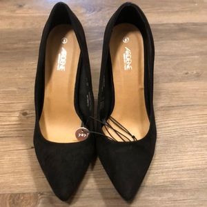 Ardene NWT black suede pointed toe high heels